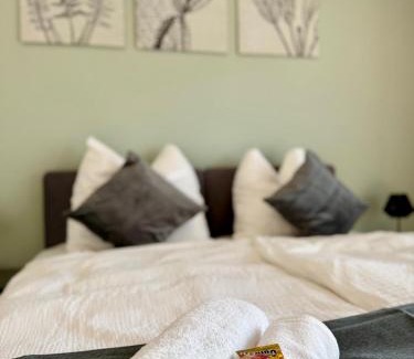 Porz Apartment | Gemütlich und Zentral, 3km zum Flughafen Köln-Bonn