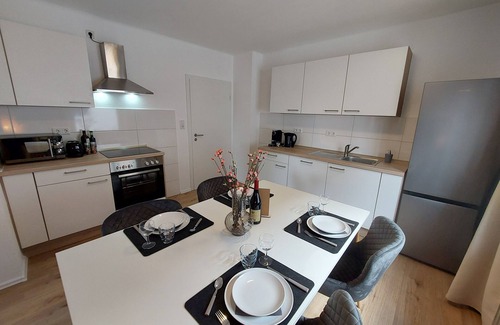Bielefeld Apartment | Gemütliche Familienwohnung Stellplatz Wlan