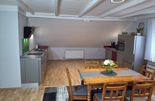 Litzendorf Apartment | Gemütliche Ferienwohnung Taube am Fuße des Stammbergs in der Fränkischen Toskana