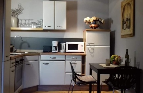 Tirschenreuth Apartment | Gemütliche Ferienwohnung mit eigener Sonnenterrasse