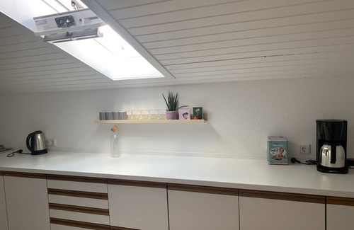 Herbertingen Apartment | Gemütliche Ferienwohnung mit Balkon am Donauradweg