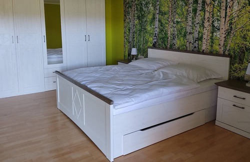 Dettenheim Apartment | Gemütliche Ferienwohnung mit Eigenem Balkon