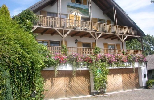 Stammbach Apartment | Gemütliche Ferienwohnung (63qm) mit Baby- und Kleinkindaustattung