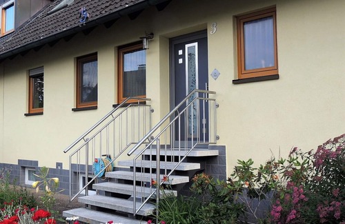 Zirndorf Apartment | Gemütliche Ferienwohnung (92qm) mit voll ausgestatteter Küche