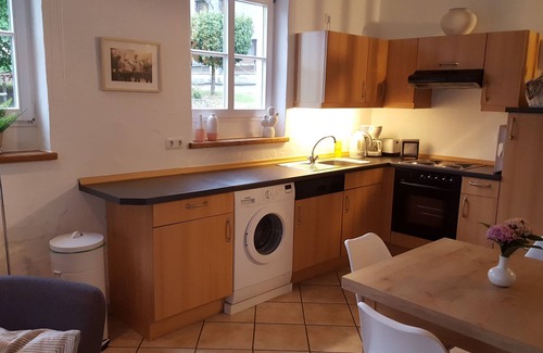 Uttfeld Apartment | Gemütliche Ferienwohnung im Herzen der Eifel. Mit Anschluss an Eine Alpaka-farm!