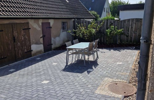 Karlshof/Israelsdorf/Gothmund Apartment | Gemütliche Ferienwohnung in Ruhiger Lage zur Besichtigung von Lübeck und Ostsee