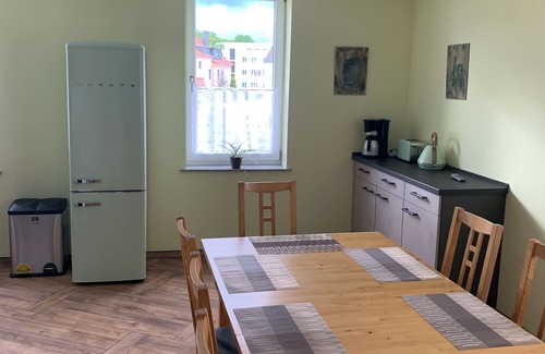 Meissen Apartment | Gemütliche Ferienwohnung Familienfreundlich! Mit 2 Hochstühle + 2 Kinderbetten