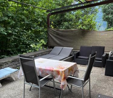 Biasca Apartment | Gemütliche Ferienwohnung mit Garten