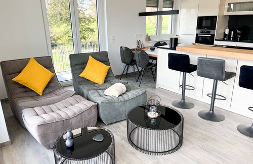 Hoechenschwand Apartment | Gemütliche & Luxuriöse Ferienwohnung in Top-lage