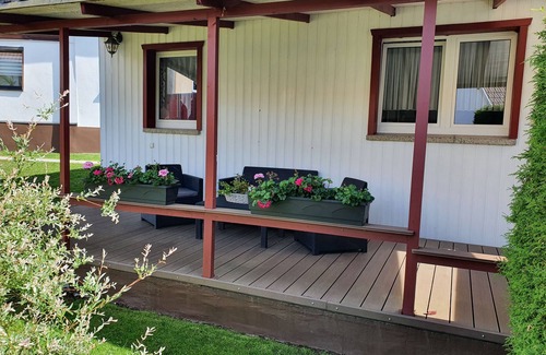 Harzgerode House | Gemütlicher Bungalow mit Terasse im Harz
