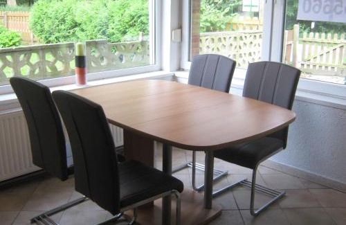 Crivitz Apartment | Gemütlicher Ferienbungalow In Seenähe