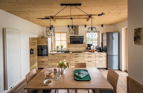 Nittenau Apartment | Gemütliches Chalet am Regen mit eigener Terrasse
