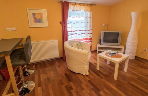 Waigolshausen Apartment | Gemütliches Feriendomzil mit kostenfreiem WLAN