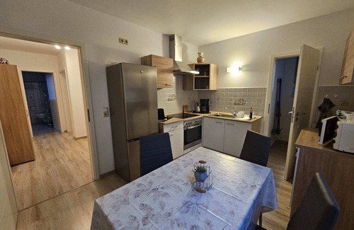 Mellensee House | Gemütliches Ferienhaus nur 100 m zum Mellensee! 2 SZ, WZ, Bad, Gästewc, Terrasse