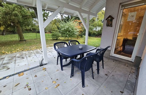 Mellensee House | Gemütliches Ferienhaus nur 100 m zum Mellensee! 2 SZ, WZ, Bad, Gästewc, Terrasse