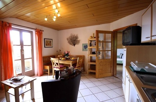Kammersdorf Apartment | Gemütliches Feriendomizil (60qm) mit Balkon