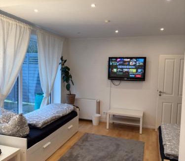Pinneberg Apartment | Gemütliches Gasthaus
