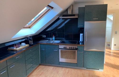 Hattingen Apartment | Gemütliches Studio in ruhiger Lage mit Klimaanlage, Netflix und Parkplatz