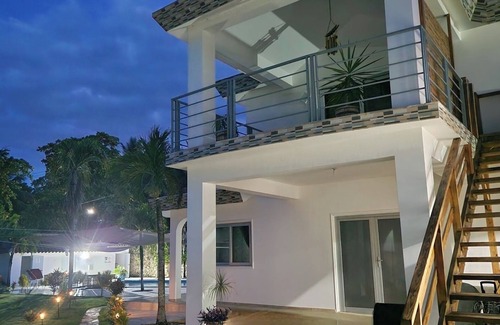 Cabarete Apartment | Gemütliches Studio mit Terrasse im Villa mit Pool 2 Minuten vom Strand