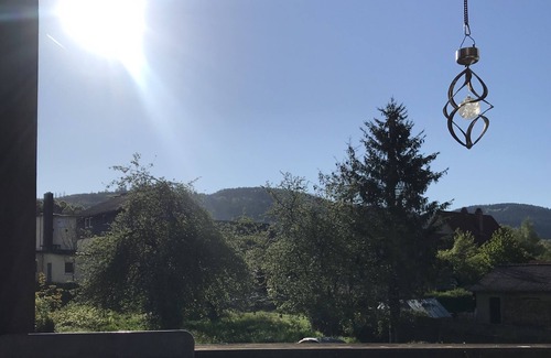 Marktrodach Apartment | Gemütliches und modernes Feriendomizil (87 m2) im Frankenwald mit Balkon und kostenfreiem WLAN
