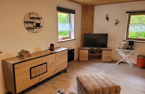 Lichtenberg Apartment | Gemütliches Zimmer mit Kostenfreiem Wlan und Parkplatz