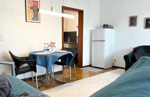 Hofherrnweiler Apartment | Gemütlichkeit 2 Zimmer und Balkon