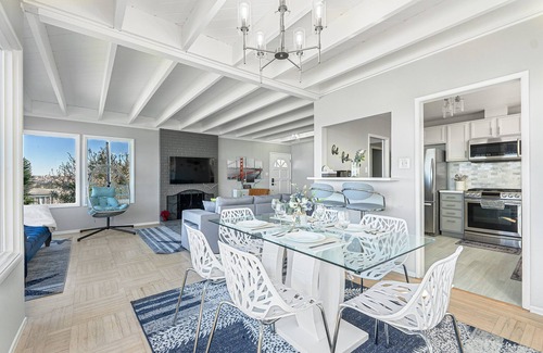 Daly City House | Gem by the sea-none obstructive ocean view in Daly city