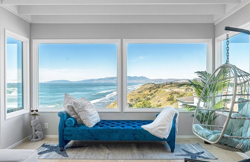 Daly City House | Gem by the sea-none obstructive ocean view in Daly city