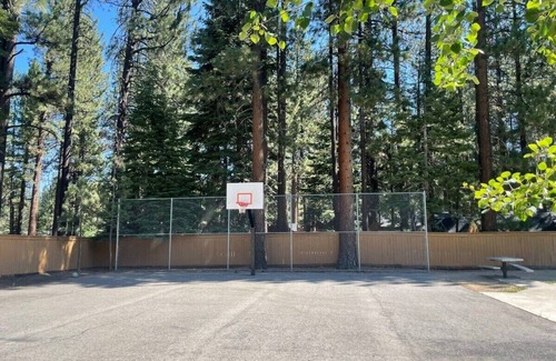 Tahoe Valley Cabin | Gem in South Lake Tahoe Bayview