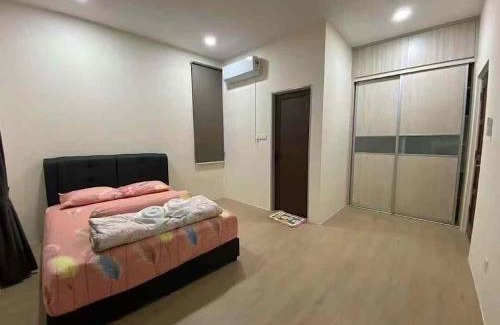 Kampung Stampin Apartment | Gem Suites 3 Bedrooms