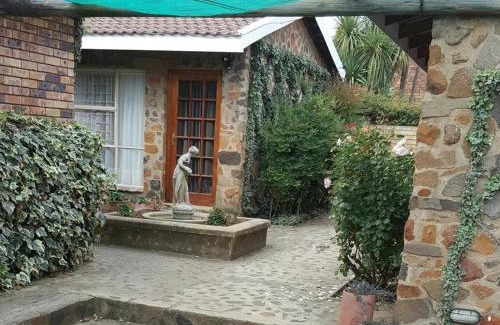 Bethlehem House | Gemsbok Cottage