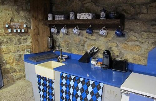 Cuevas de Vinayo House | Genciana, Casa Rural con encanto en La Montaña Leonesa