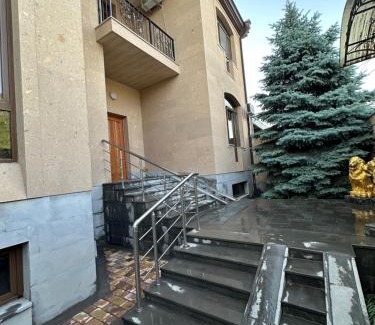 Yerevan House | General guesthouse
