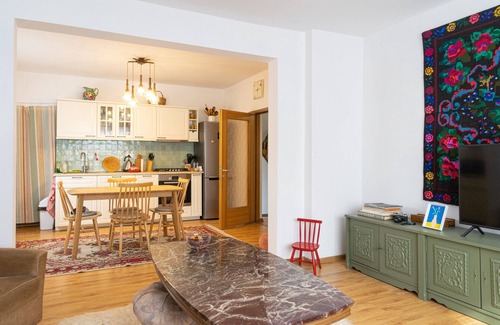 Viseu de Sus House | Generous family home