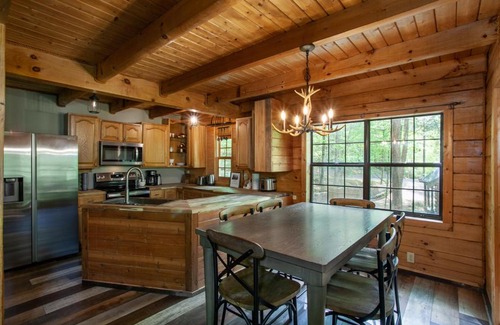Townsend House | Genesis MTN View Fire Pit Pool Table