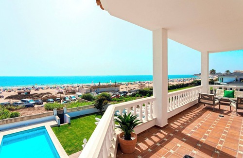 Chiclana de la Frontera Villa | Genteel Home Mirador de La Barrosa