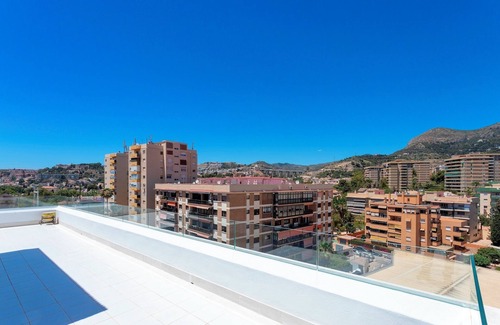 El Palo Apartment | Genteel Home Elcano Terrace
