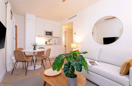 Santa Cruz Apartment | Genteel Home Santa Cruz