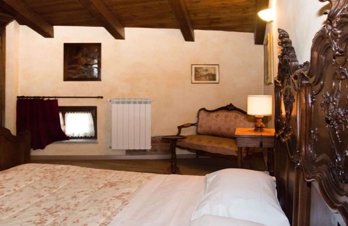 Airasca Bed & Breakfast | GENTIAN ROOM.