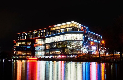 Little Hay Hotel | Genting Hotel & Spa at Resorts World Birmingham