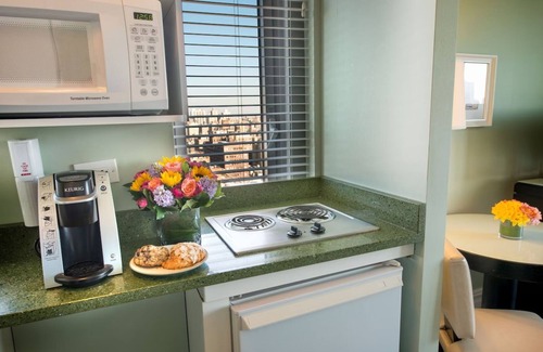 Lincoln Square Apartment | Genuine NYC Escape! Historic Property Near the Metropolitan Museum of Art!
