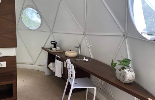 Zona Hotelera Cabin | geo domes at the Tulum jungle, steps from the beach