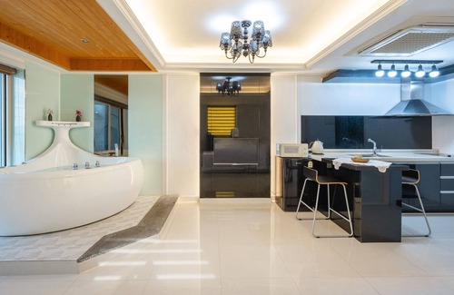 Geoje House | Geoje Ahat Spa Pension