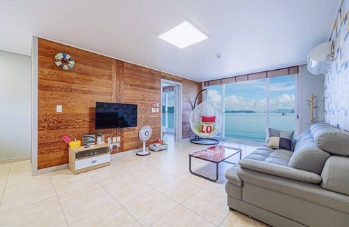 Geoje Apartment | Geoje beach house