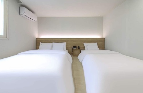 Somun Hotel | Geoje Dongbeck Hotel Gohyeon