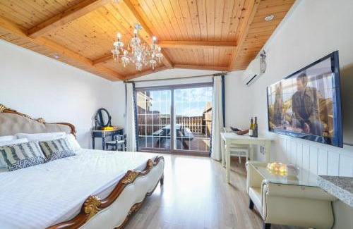 Geoje House | Geoje Gaonara Pension