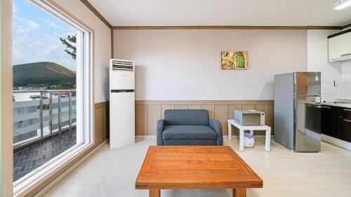 Geoje House | Geoje Youngsu Pension