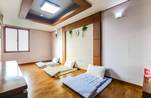 Somun Hotel | Geojedo Jangpyeong Prada