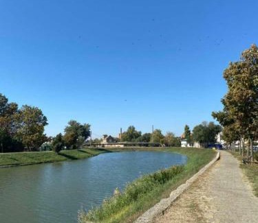 Zrenjanin Apartment | Georg