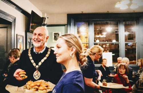 Frome Bed & Breakfast | George Hotel & Granary